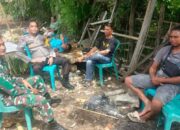 Kolaborasi Babinsa Kodim 1311/Morowali dan Bhabinkamtibmas dalam Memantau Wilayah Binaan di Desa Tanasumpu