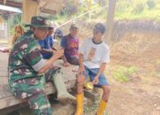 Peltu Arisyanti Babinsa Kodim 1311/Morowali Jalin Kedekatan dengan Warga Binaannya Melalui Silaturahmi di Desa Wosu