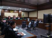 Pembacaan Surat Dakwaan Terhadap 3 Orang Terdakwa Dalam Perkara Komoditas Timah
