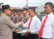 Reward dan Punishment Wujud Apresiasi Kapolresta Deli Serdang Kepada Personil