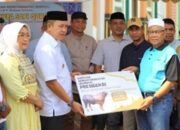 Bupati Morowali Serahkan Bantuan Sapi Kurban Presiden Prabowo Ke Panitia Masjid Agung Fonuasingko