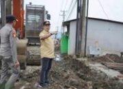 Bupati Iksan Tinjau Penggalian Drainase di Desa Labota