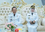 Ribuan Warga Terhibur, Bupati Iksan Tutup Perayaan RI dengan Joget Unik