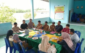 Sambang Silaturahmi, Bhabinkamtibmas Wita Ponda Ajak Warga Jaga Kerukunan