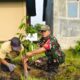 Babinsa dan Pemdes Keurea Tanam Pohon Lewat Program CSR PT BDM