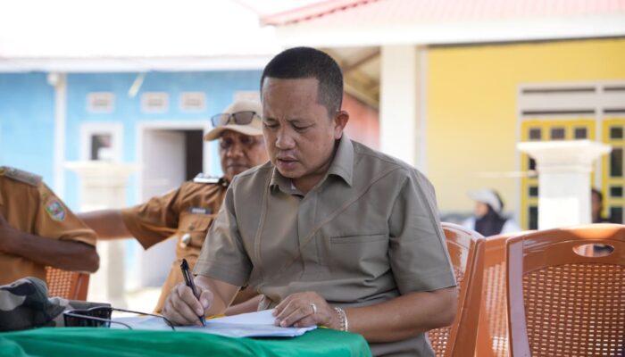 Bupati Iksan Dorong Pengembangan Infrastruktur Pelabuhan di Umbele