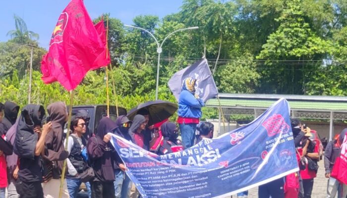 SPIM-KPBI Gelar Aksi di DPRD Morowali, Soroti PHK dan Dugaan Pelanggaran Ketenagakerjaan PT. MIM dan PT. RJS