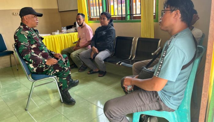 Babinsa Koramil 1311-09/Bahodopi Laksanakan Komsos bersama Warga Desa Bahodopi