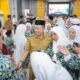 Bupati Morowali Iksan Lepas Jemaah Haji, Titip Rp100 Juta dan Janji “Penolong” di Tanah Suci