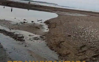 Muara Tertutup Pasir, Nelayan Desa Parelangke Morowali Kehilangan Akses Laut Selama 2 Pekan