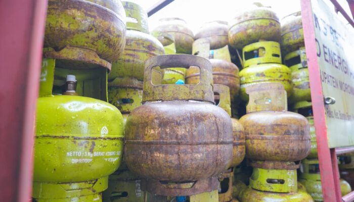 Atasi Kelangkaan, Pemkab Morowali Gelar Operasi Pasar LPG 3 Kg dan Trade In Bright Gas di 4 Kecamatan