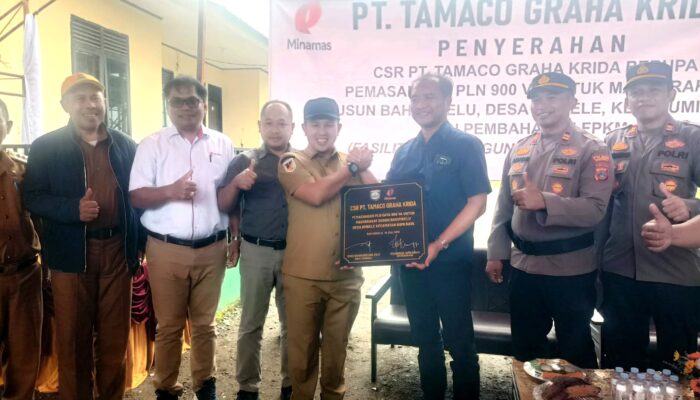 Bupati Morowali Serahkan Bantuan Sambungan Listrik untuk 26 KK di Dusun Bahombelu, Wujud Pemerataan Pembangunan