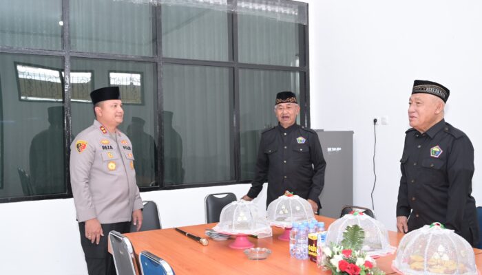 Rangkul Dewan Adat, Kapolres Morowali Jaga Stabilitas di Bumi Tobungku
