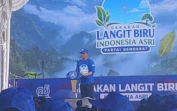GUBERNUR ANWAR HAFID BANTAH ISU TIDAK DIHADIRI OLEH PEMERINTAH KABUPATEN MOROWALI: RAPAT INTERNAL
