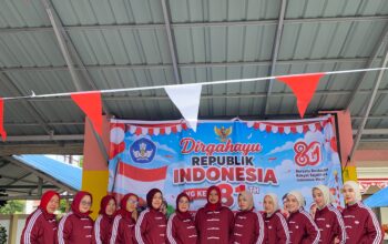 12 Pahlawan Tanpa Tanda Jasa! Kolaborasi Guru dan Orang Tua Bikin HUT RI ke- 81 di TK Negeri 5 Bungku Tengah Tak Terlupakan