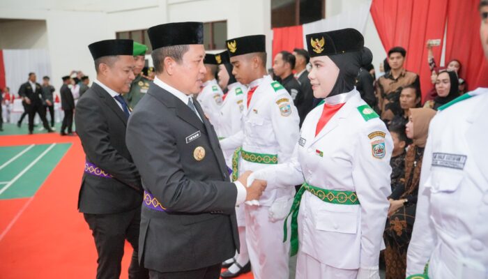 Jelang 17 Agustus! Bupati Iksan ke Paskibraka: “Nanti Ribuan Mata Melihatmu. Siapkan Mental!”