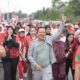 6,5 Km Bareng Bupati! Ribuan Warga Morowali Tumpah Ruah Jalan Santai HUT RI Ke-81